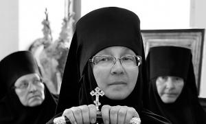 Archimandrita Georgy (Shestun): Devolver el corazón de los padres a los hijos
