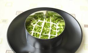 Jambonlu mantar salataları